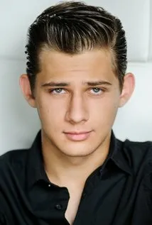 Фотография актёра Майкл Перес