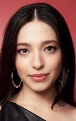 Фотография актёра Майки Мэдисон