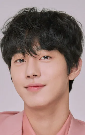 Фотография актёра Ан Хё-соп (An Hyo-seop)