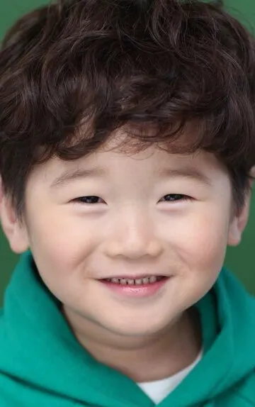 Фотография актёра Квон Ын-сон