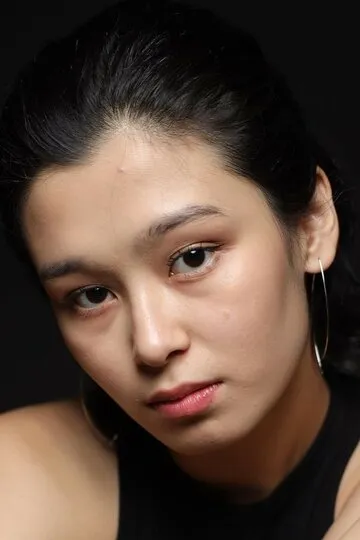 Фотография актёра Шугыла Ешенова (Shugyla Eshenova)