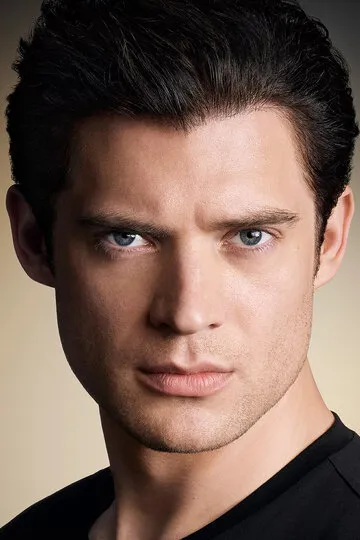 Фотография актёра Дэвид Коренсвет (David Corenswet)