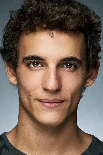 Фотография актёра Мигель Эрран (Miguel Herrán)