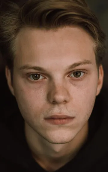 Фотография актёра Влад Коноплёв