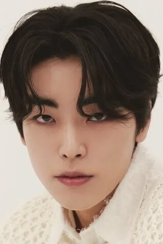 Фотография актёра Ким Су-гём (Kim Soo-gyeom)
